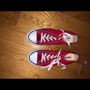 Converse sneakers size 8